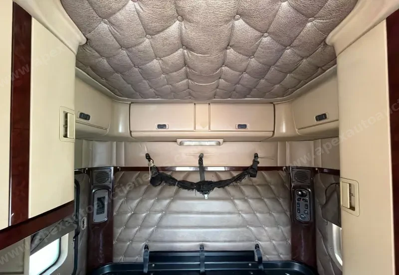 2020 Freightliner Coronado glider kit photo 52