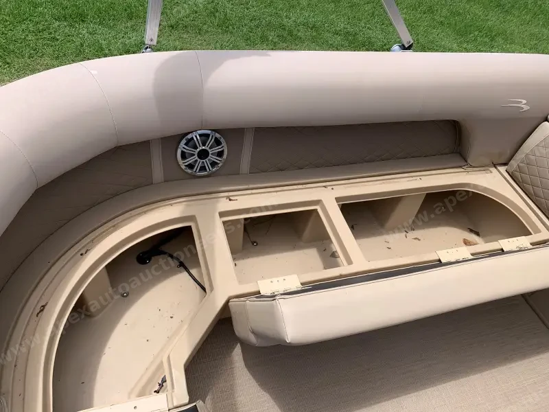 2018 Bennington 22 SSXP photo 9