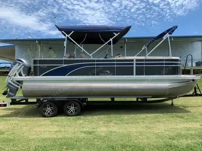 2018 Bennington 22 SSXP