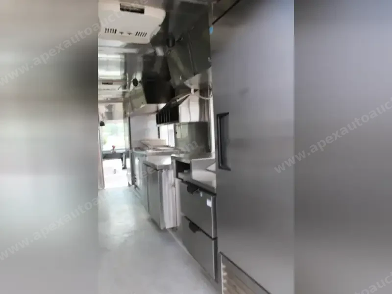 2013 Ford Catering Truck - Food Truck - E-550 Utilimaster 18 Ft Catering Step Van Food Truck For Sale photo 27