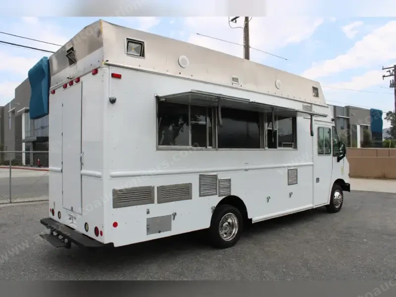 2013 Ford Catering Truck - Food Truck - E-550 Utilimaster 18 Ft Catering Step Van Food Truck For Sale photo 45