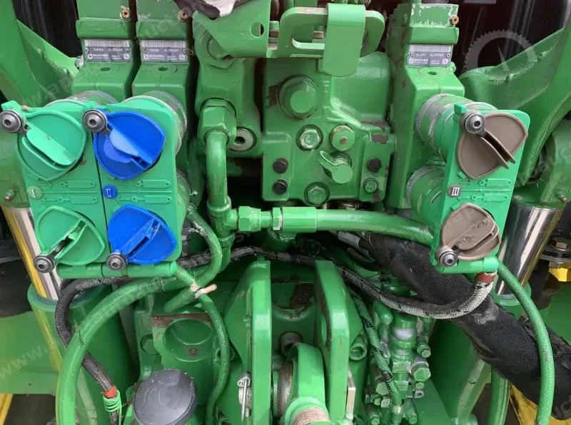 2015 JOHN DEERE 6125M photo 31