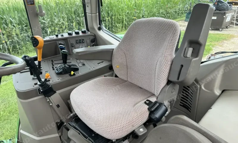 2015 JOHN DEERE 6125M photo 44