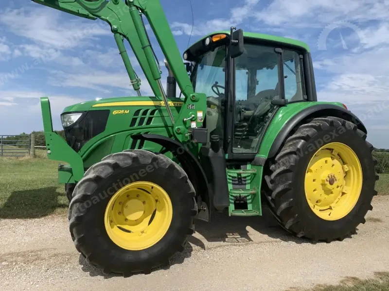 2015 JOHN DEERE 6125M photo 23