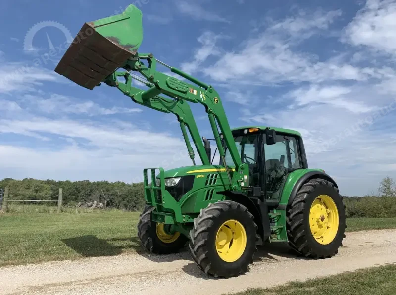 2015 JOHN DEERE 6125M photo 24