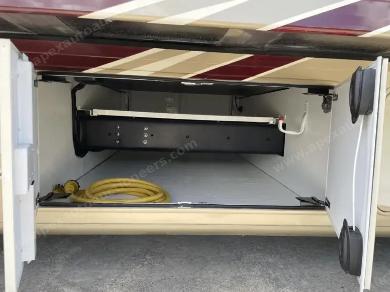 2016 Thor Motor Coach Palazzo 36.2 photo 23