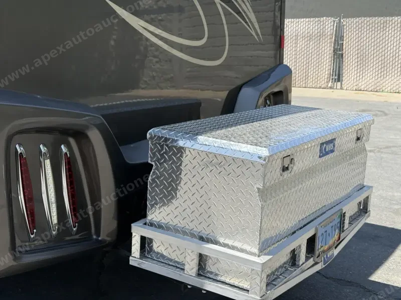 2019 Entegra Qwest 24L photo 13