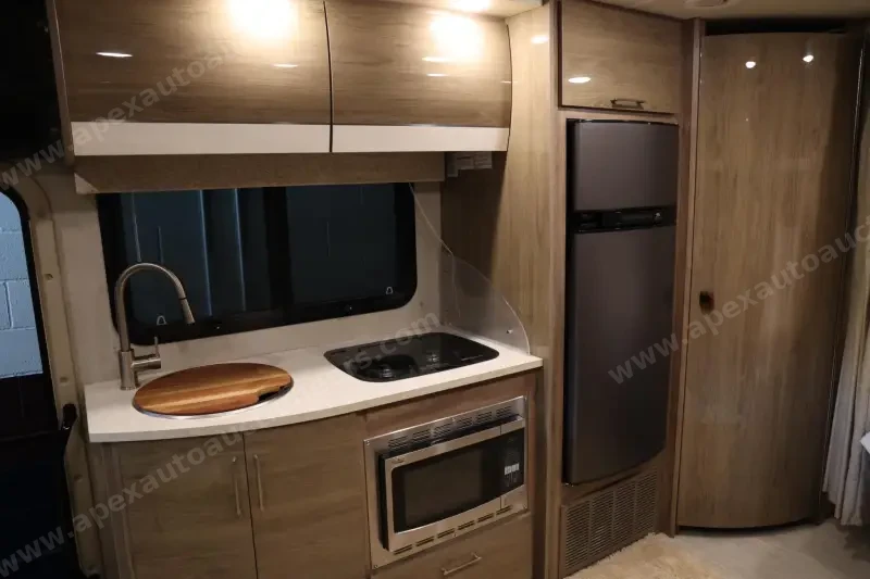 2019 Entegra Qwest 24L photo 67