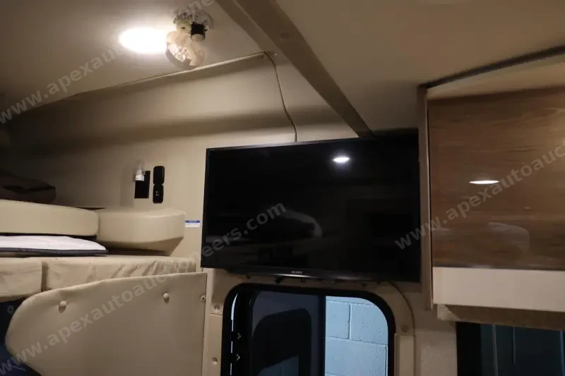 2019 Entegra Qwest 24L photo 60