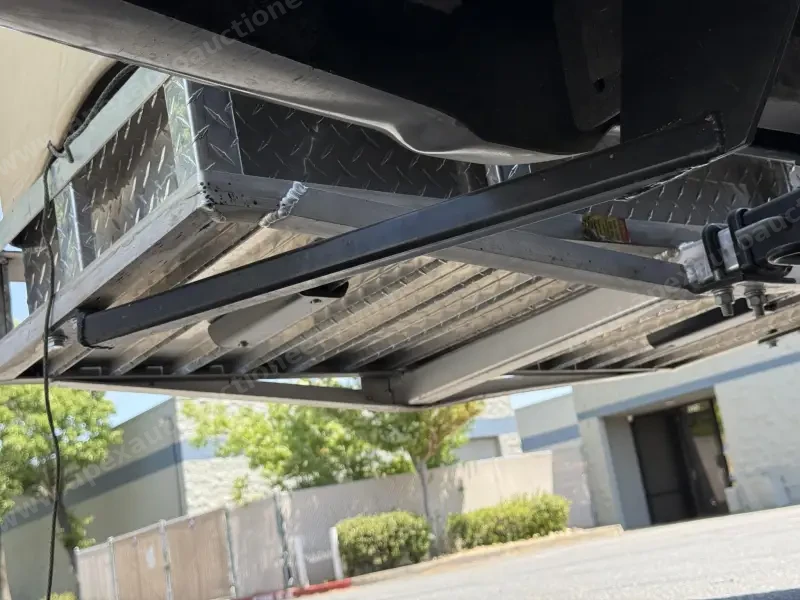 2019 Entegra Qwest 24L photo 90