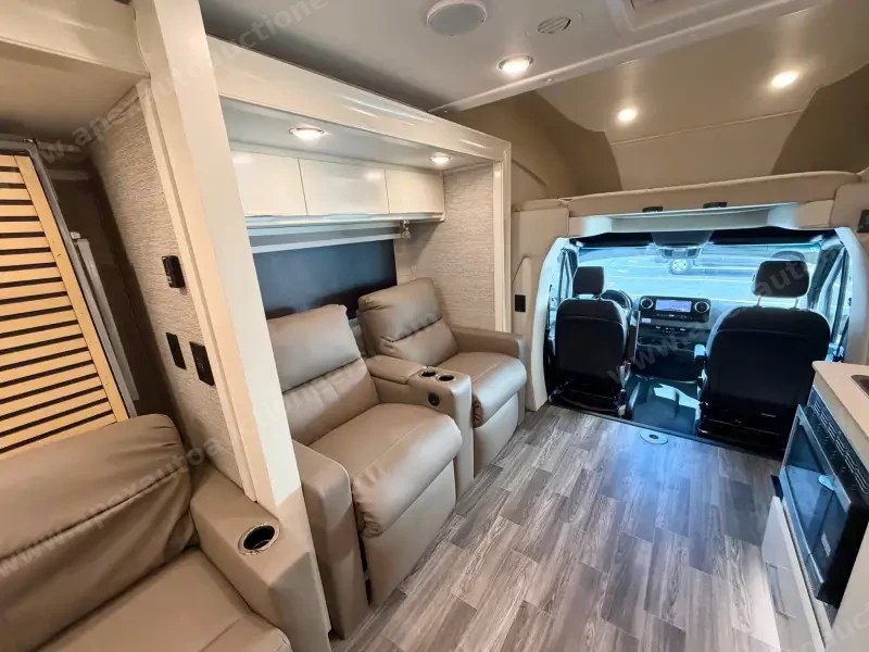 2020 Tiffin Wayfarer 25 RW photo 132