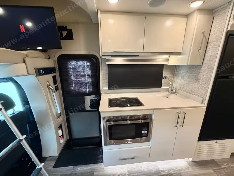 2020 Tiffin Wayfarer 25 RW photo 106
