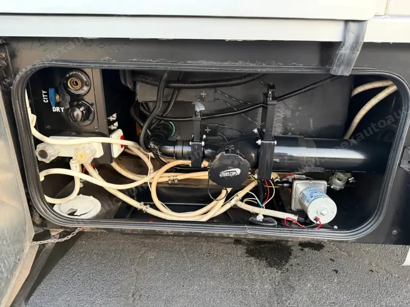 2020 Tiffin Wayfarer 25 RW photo 38