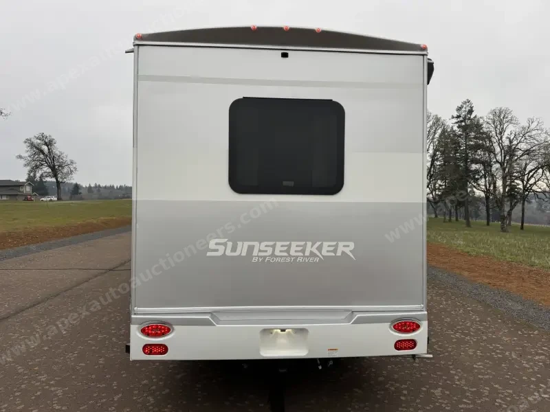 2022  Forest River Sunseeker MBS photo 12