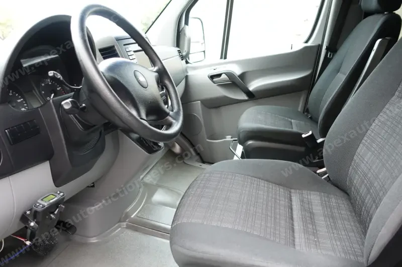 2015 Freightliner Sprinter 2500 4x4 photo 58
