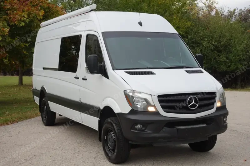 2015 Freightliner Sprinter 2500 4x4 photo 18