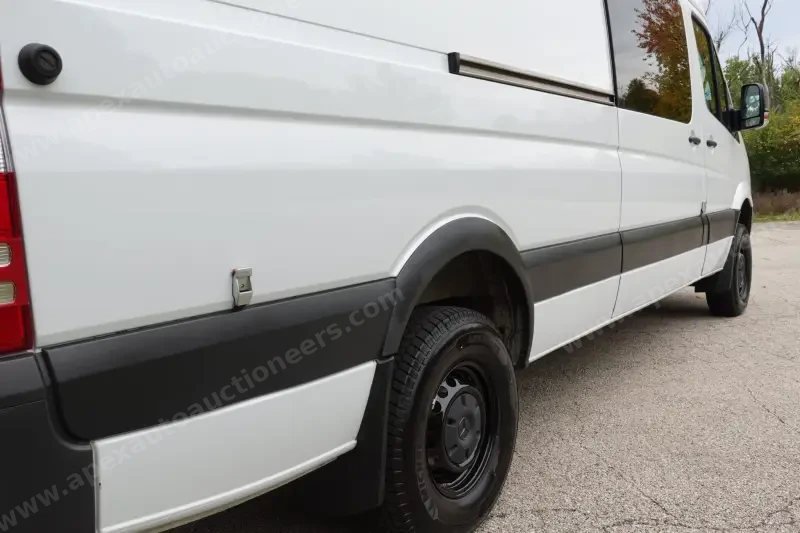 2015 Freightliner Sprinter 2500 4x4 photo 26