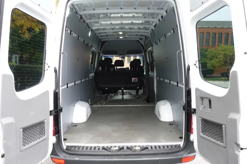 2015 Freightliner Sprinter 2500 4x4 photo 68