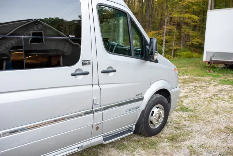 2012 Airstream Interstate Lounge EXT photo 45