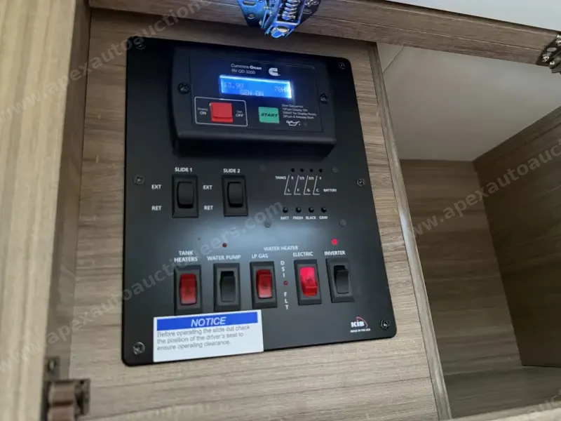2019 Entegra Qwest 24K photo 82