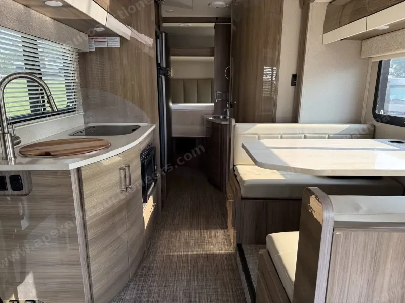2019 Entegra Qwest 24K photo 45
