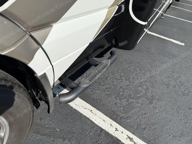 2019 Entegra Qwest 24K photo 13