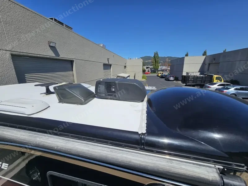 2017 Fleetwood Pulse 24A Conversion photo 126