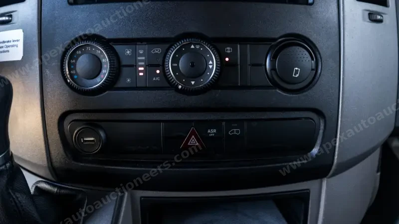 2017 Fleetwood Pulse 24A Conversion photo 58