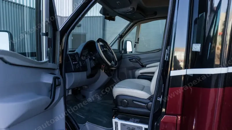 2017 Fleetwood Pulse 24A Conversion photo 41