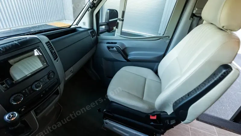 2017 Fleetwood Pulse 24A Conversion photo 49