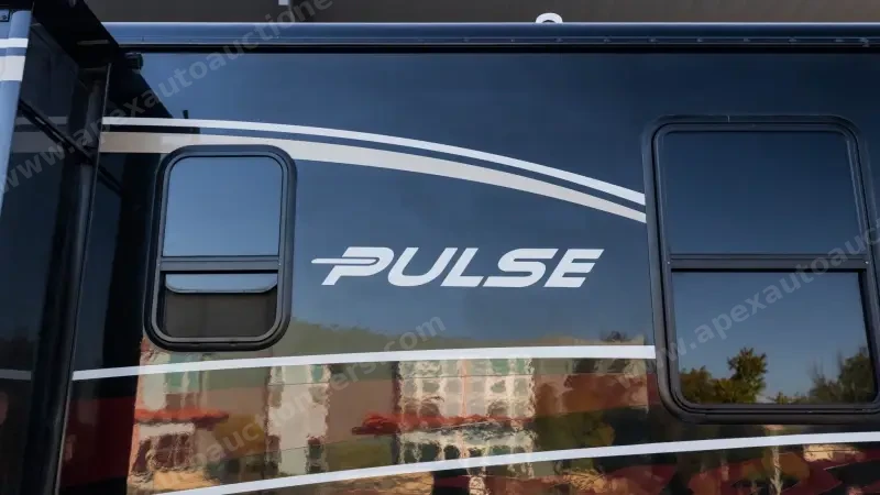 2017 Fleetwood Pulse 24A Conversion photo 19