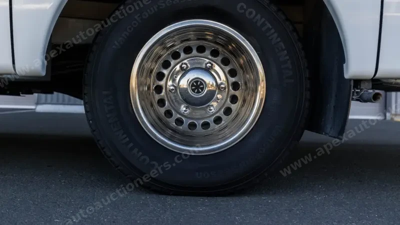 2017 Fleetwood Pulse 24A Conversion photo 37