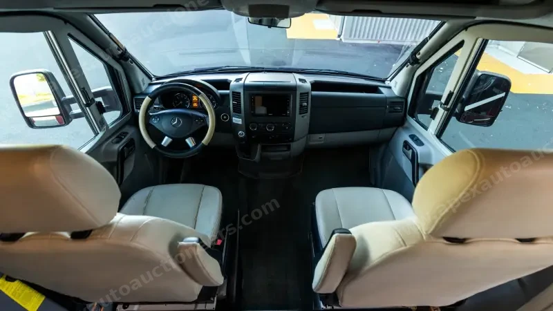 2017 Fleetwood Pulse 24A Conversion photo 53
