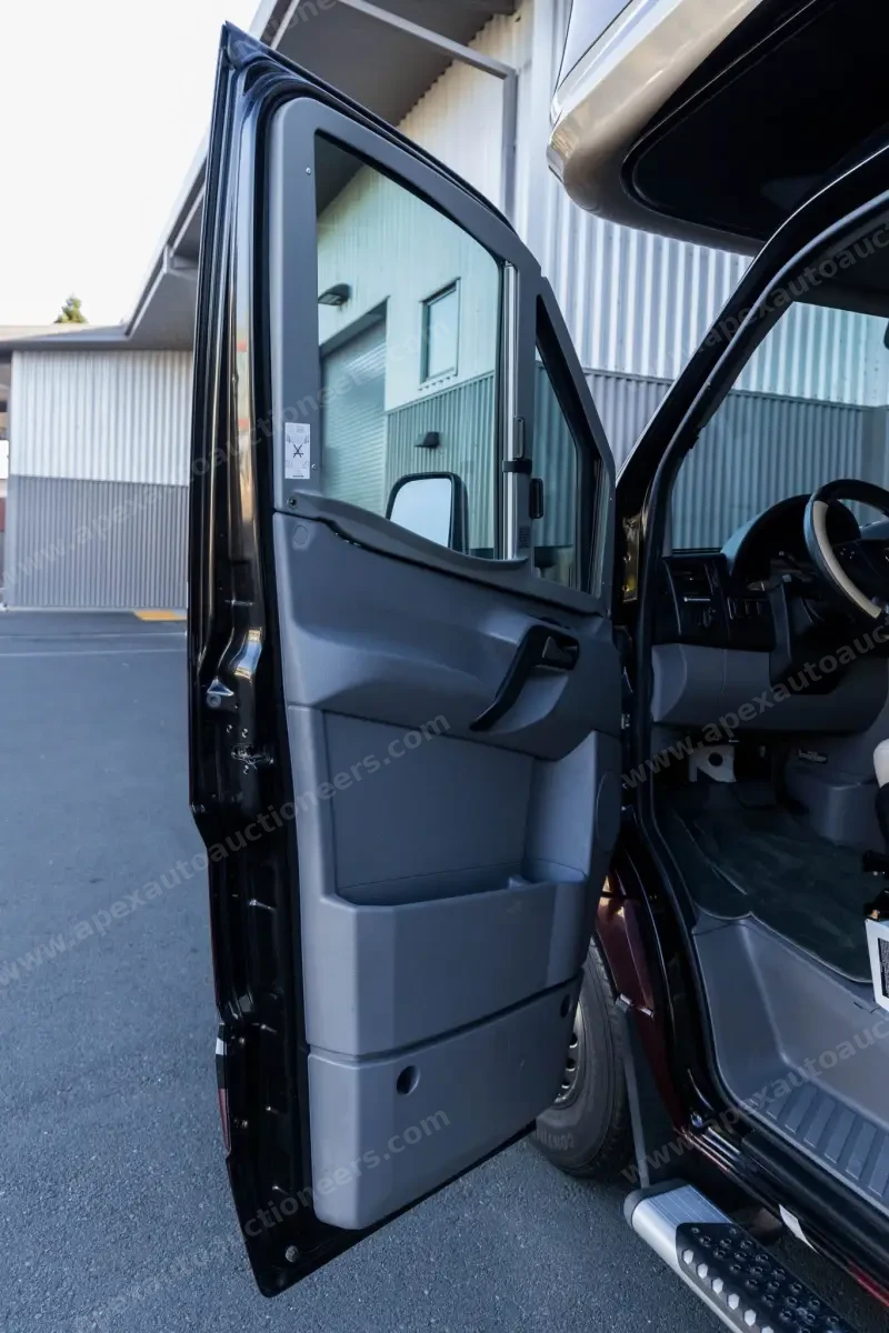 2017 Fleetwood Pulse 24A Conversion photo 45