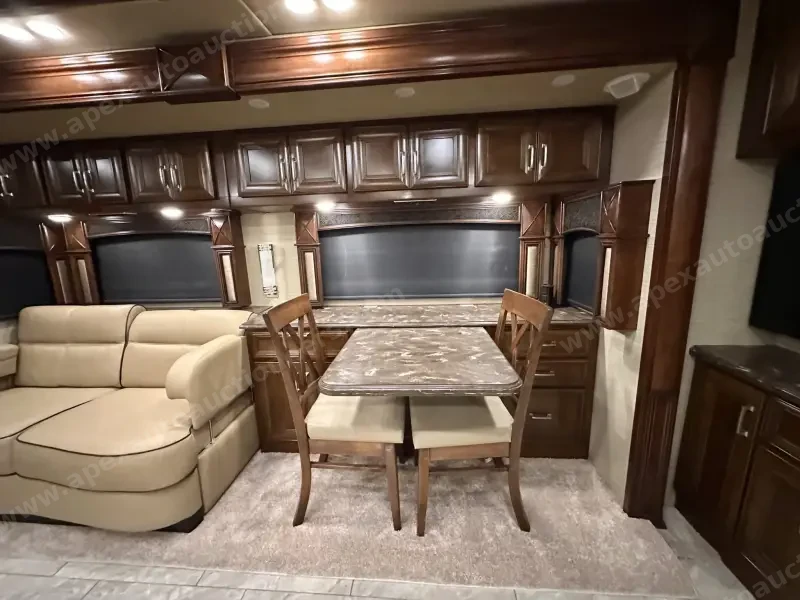 2015 American Revolution LE 42T Motorcoach photo 138