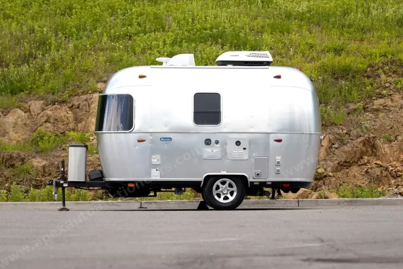 2021 Airstream Bambi 16′ Travel Trailer photo 6