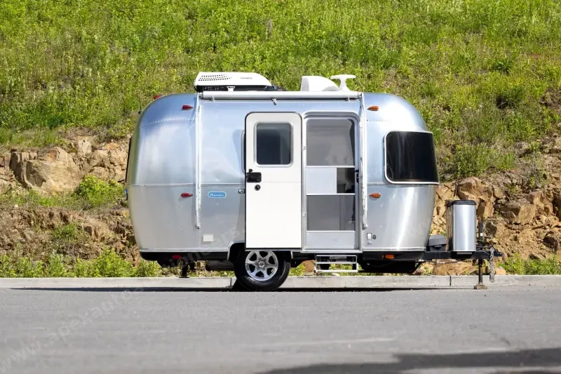 2021 Airstream Bambi 16′ Travel Trailer photo 3