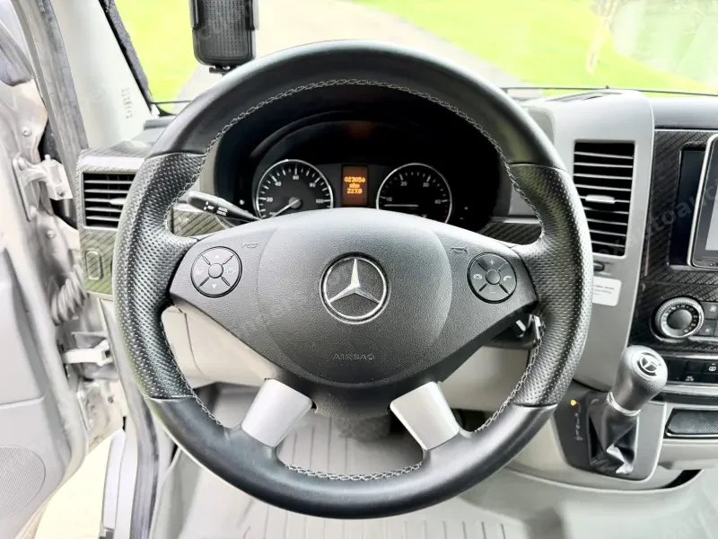 2019 Mercedes-Benz Sprinter 3500 Winnebago Era BM170X photo 101