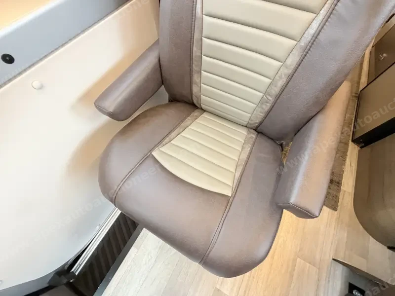 2019 Mercedes-Benz Sprinter 3500 Winnebago Era BM170X photo 187
