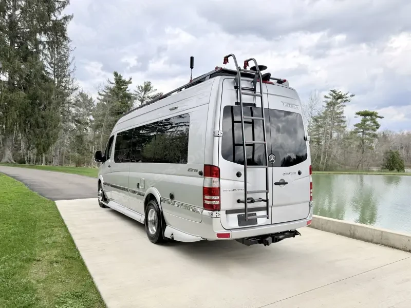 2019 Mercedes-Benz Sprinter 3500 Winnebago Era BM170X photo 15