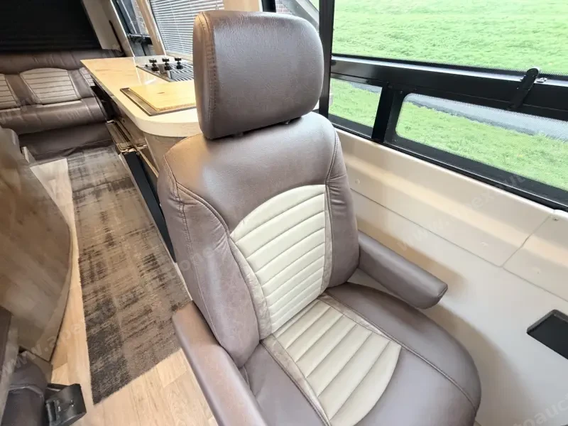 2019 Mercedes-Benz Sprinter 3500 Winnebago Era BM170X photo 186