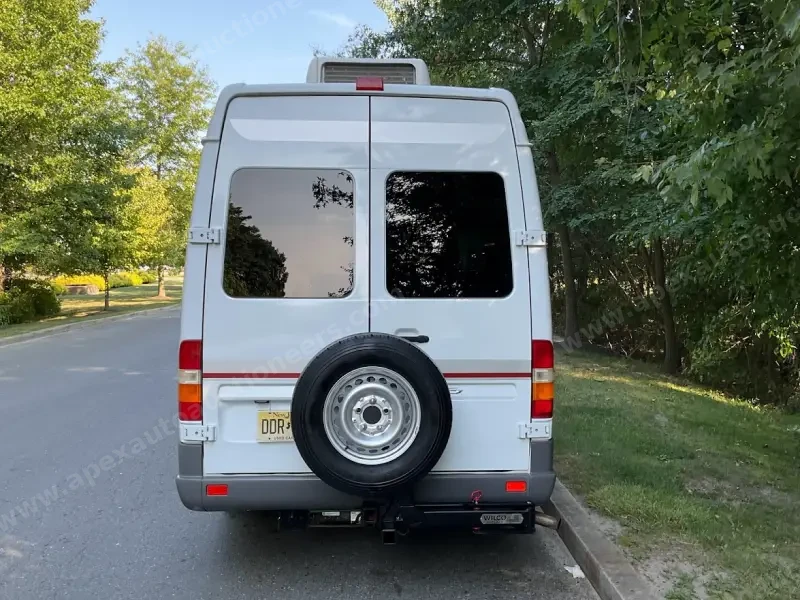 2004 Dodge Sprinter 2500 Gulf Stream Coach Vista Cruiser  SHC photo 16