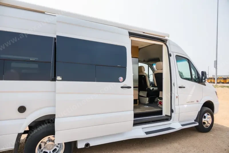 2019 Coachmen Galleria 24FL 4x4 photo 96