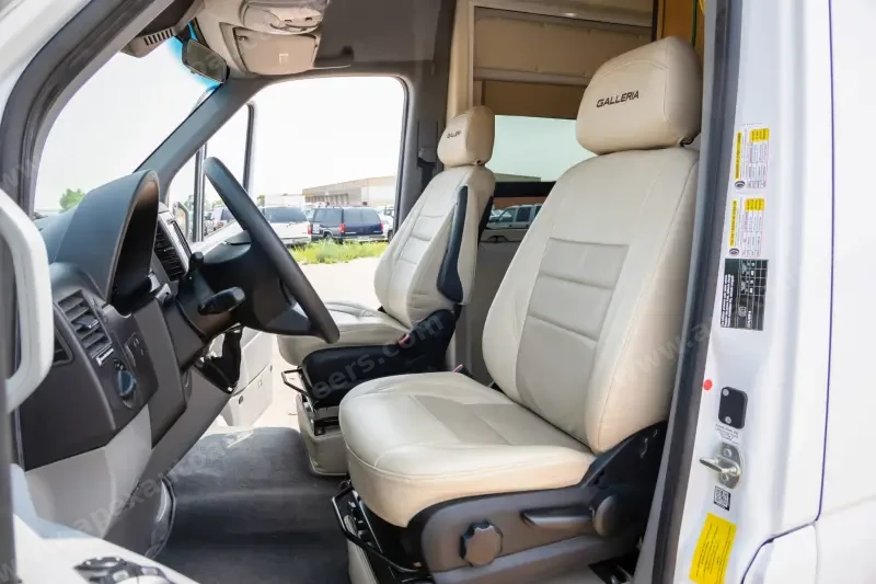 2019 Coachmen Galleria 24FL 4x4 photo 58