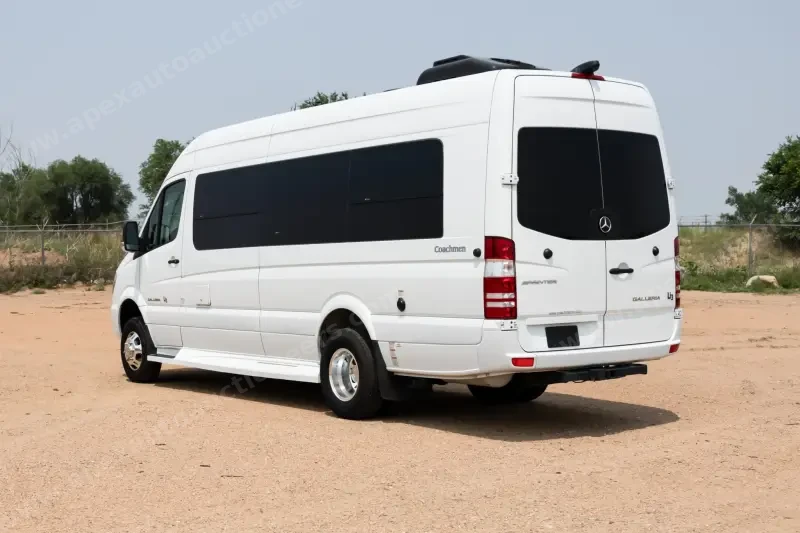 2019 Coachmen Galleria 24FL 4x4 photo 3