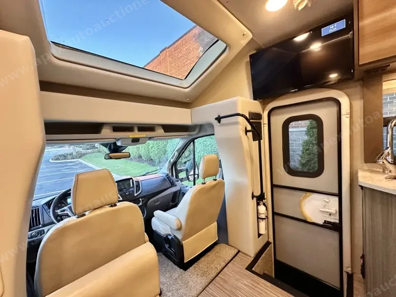 2018 Thor Motor Coach Compass 23TB photo 87