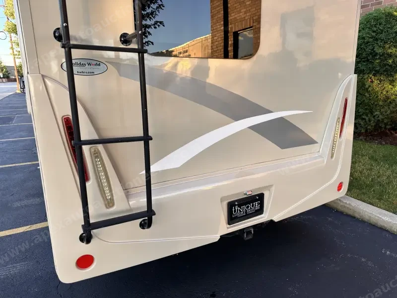 2018 Thor Motor Coach Compass 23TB photo 34