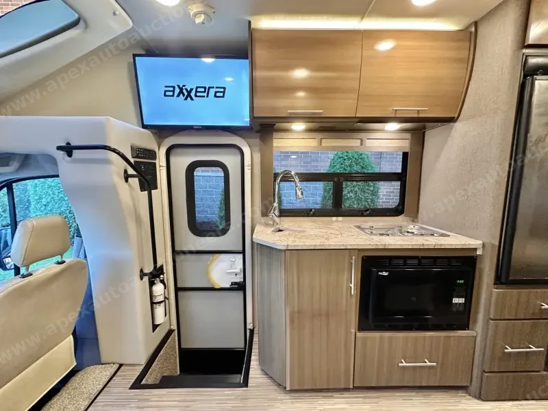 2018 Thor Motor Coach Compass 23TB photo 106