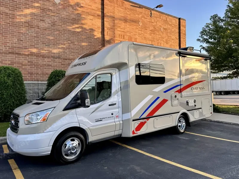 2018 Thor Motor Coach Compass 23TB photo 3