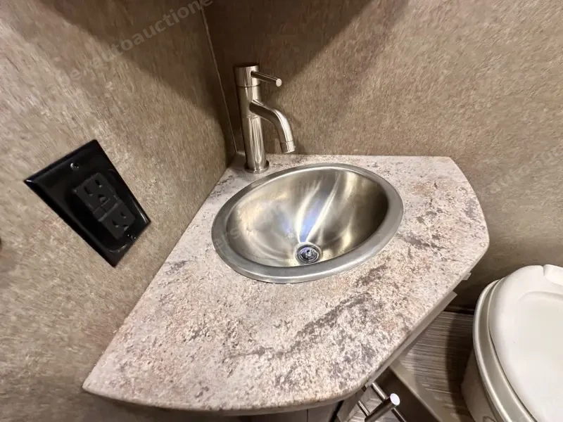2018 Thor Motor Coach Compass 23TB photo 144